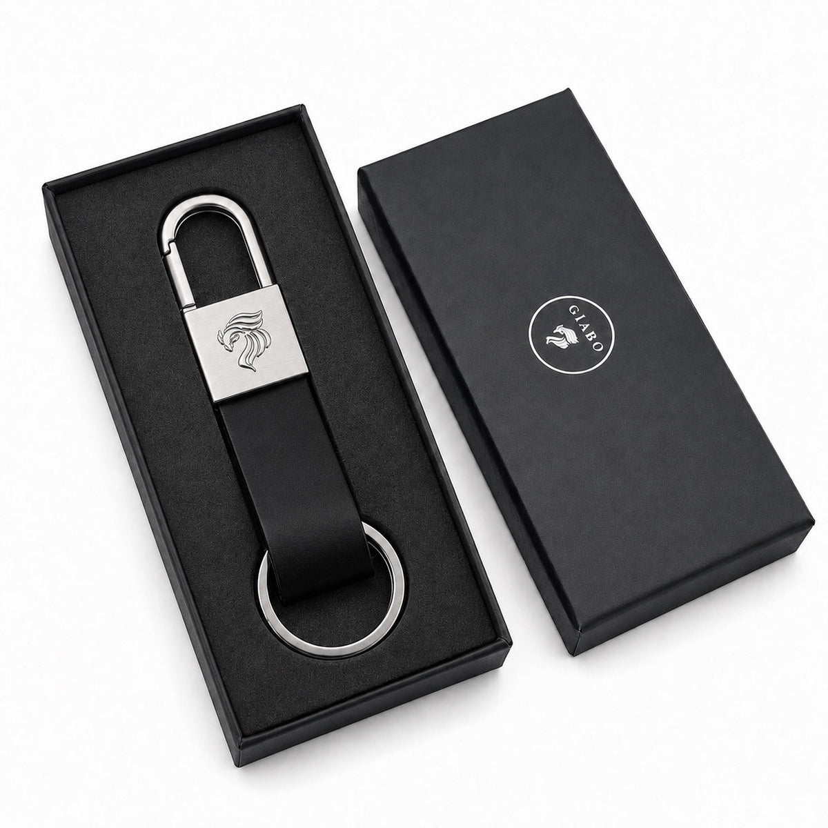 GÍABO Schlüsselanhänger Schwarz – Geschenkbox